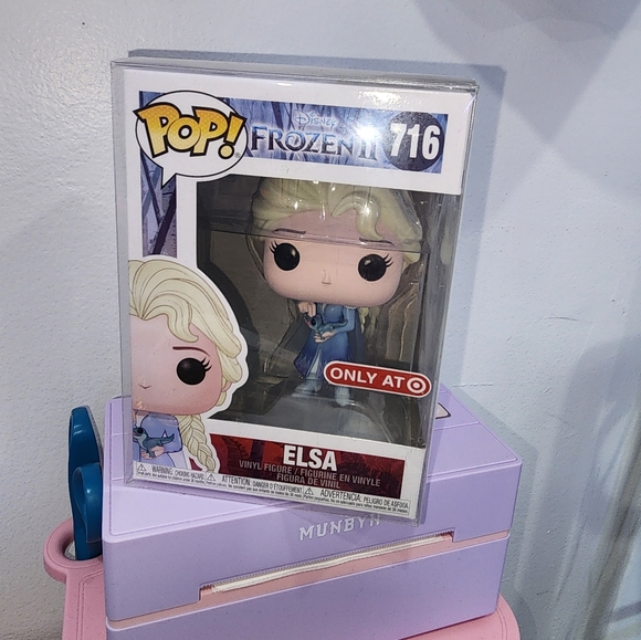 Funko Other - Elsa Frozen 2 Funko Pop 716